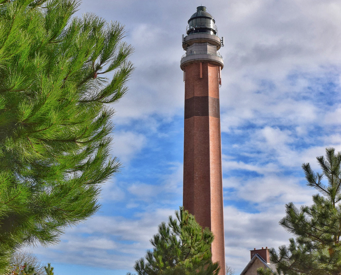 See the best views of Le Touquet and the surrounding region at Le Phare de la Canche!